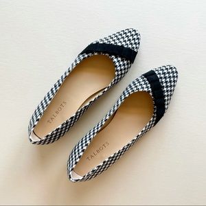Talbots Edison Houndstooth Pleated Pointed Toe Flats